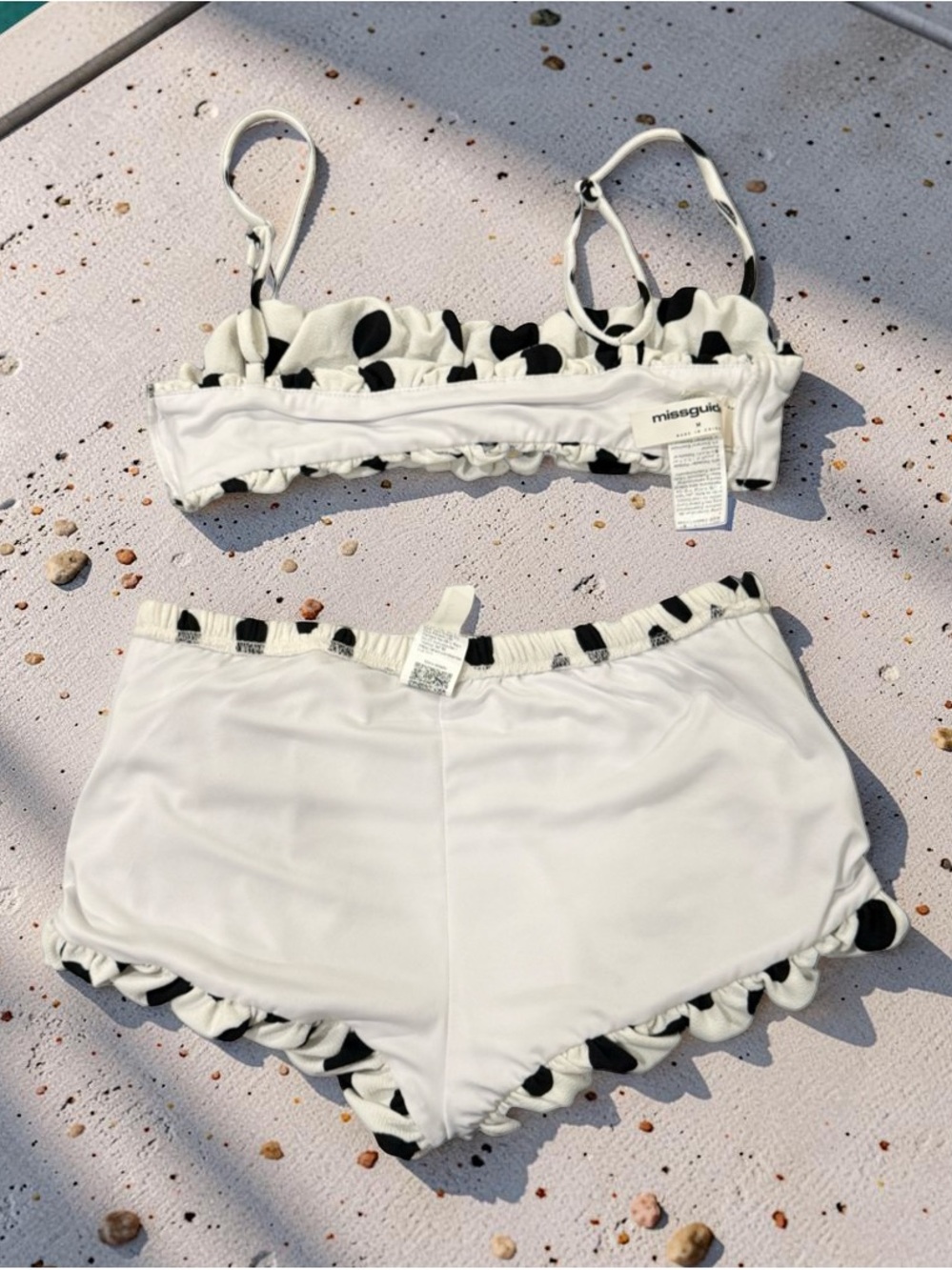 Missguided White & Black Polka Dot Crop Top and Shorts Set - Medium - Picture 10 of 11